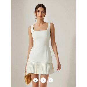 NWT Commense Square Neck Pleated Hem Mini Dress Sz M